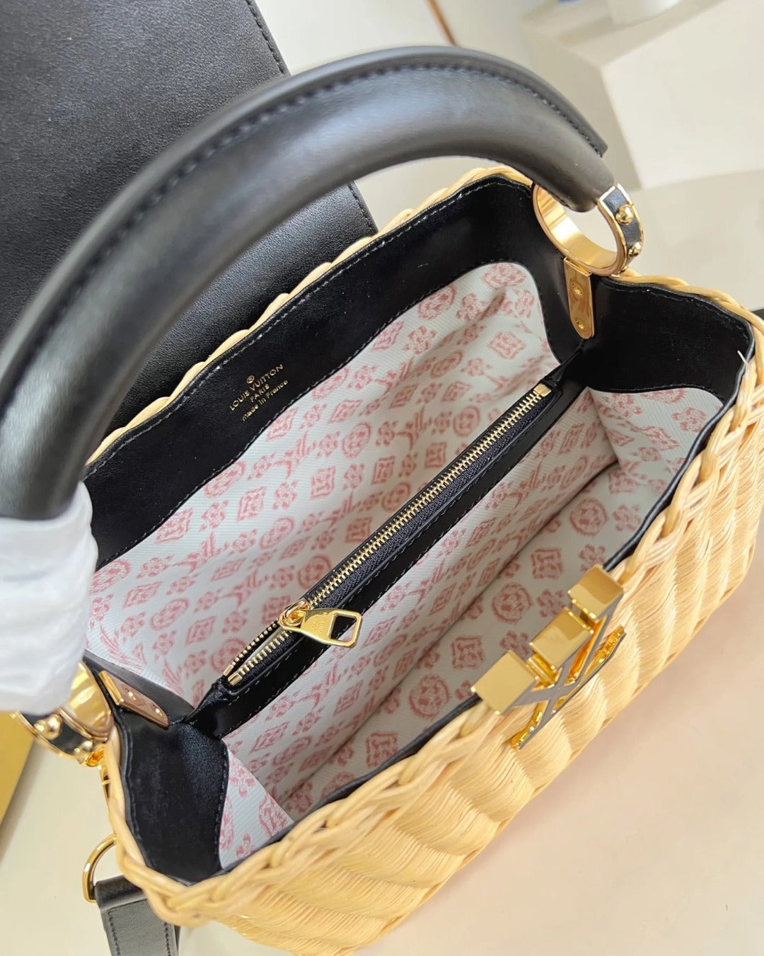 Louis Vuitton Capucines Mini Raffia