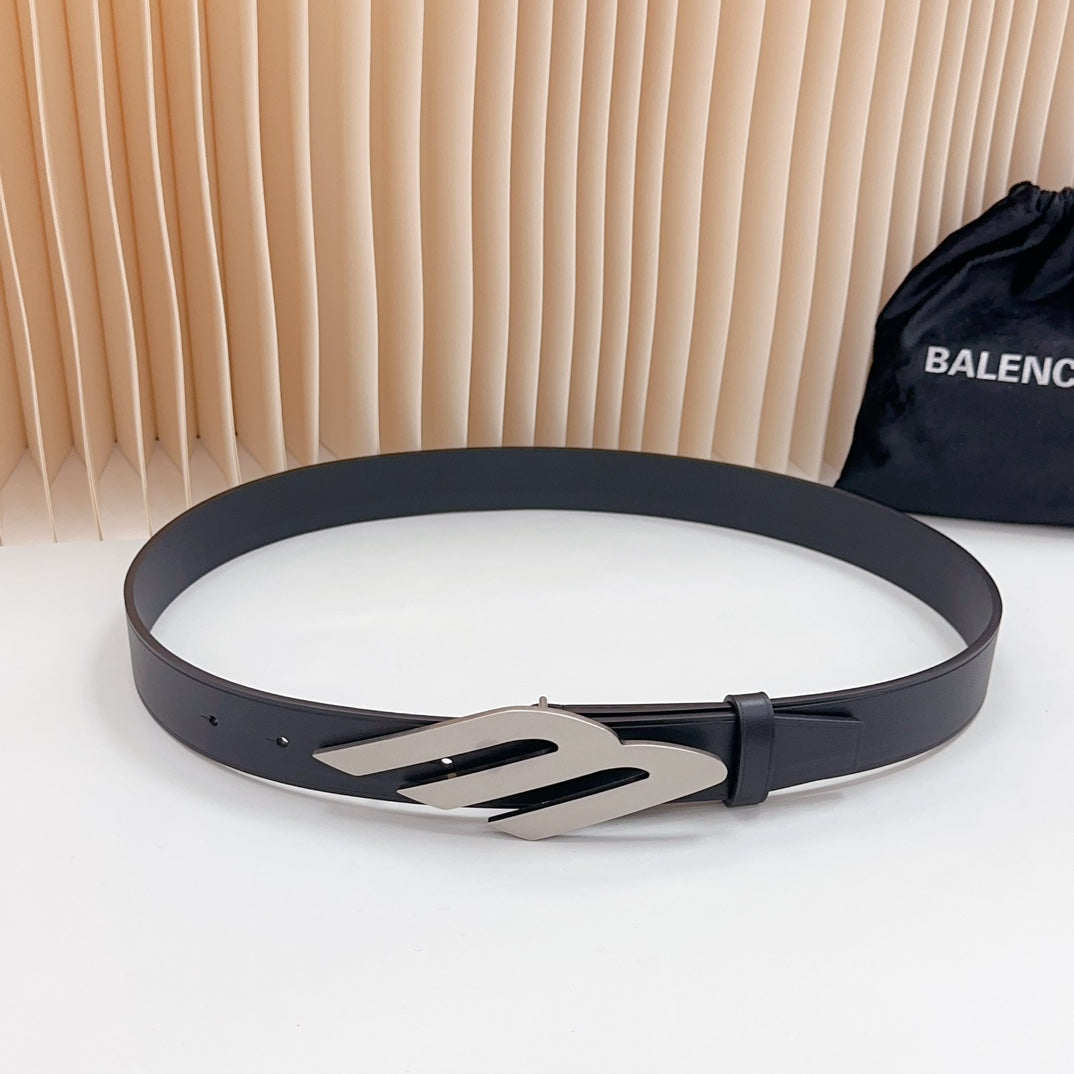 Balenciaga Hourglass M Buckle Belt