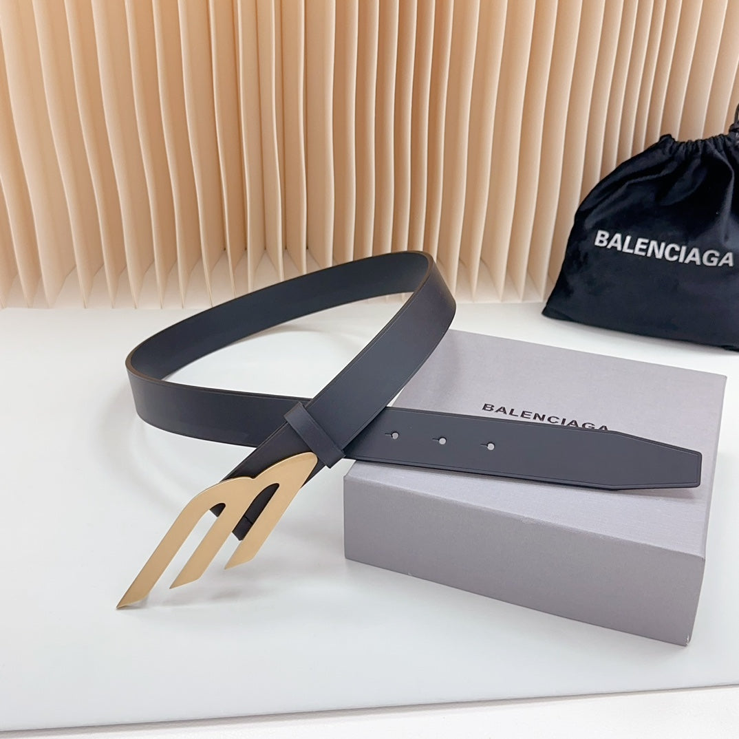 Balenciaga Hourglass M Buckle Belt
