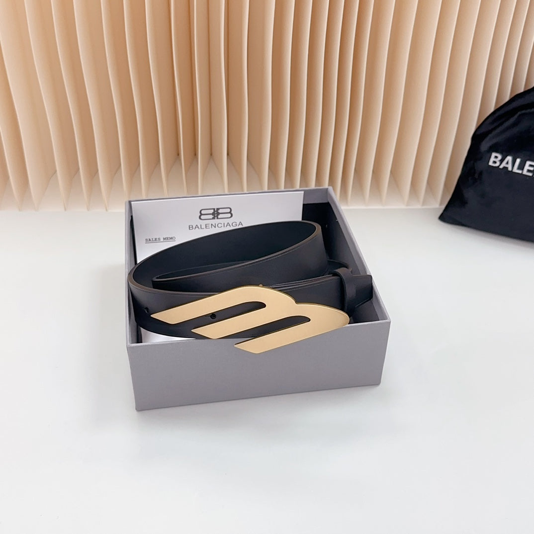 Balenciaga Hourglass M Buckle Belt