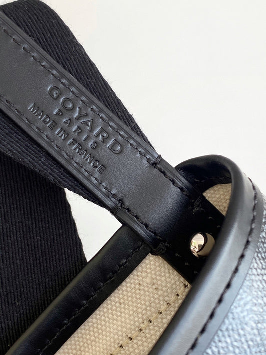 Goyard Capétien MM Messenger Bag