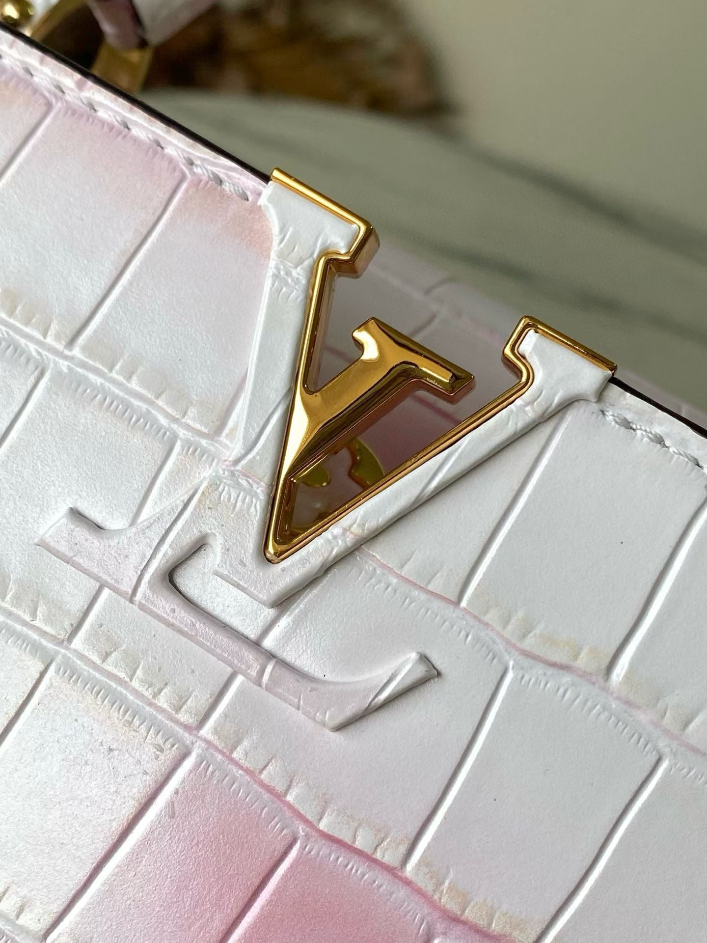 LOUIS VUITTON Capucines BB – Exotic Leather (Croc-Embossed Finish)