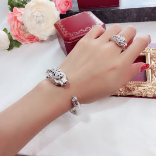 Cartier Panthère de Cartier Bracelet