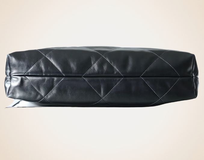 Chanel 22 Handbag Black