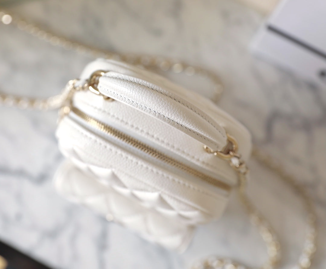 CHANEL 24C Matelassé Backpack White