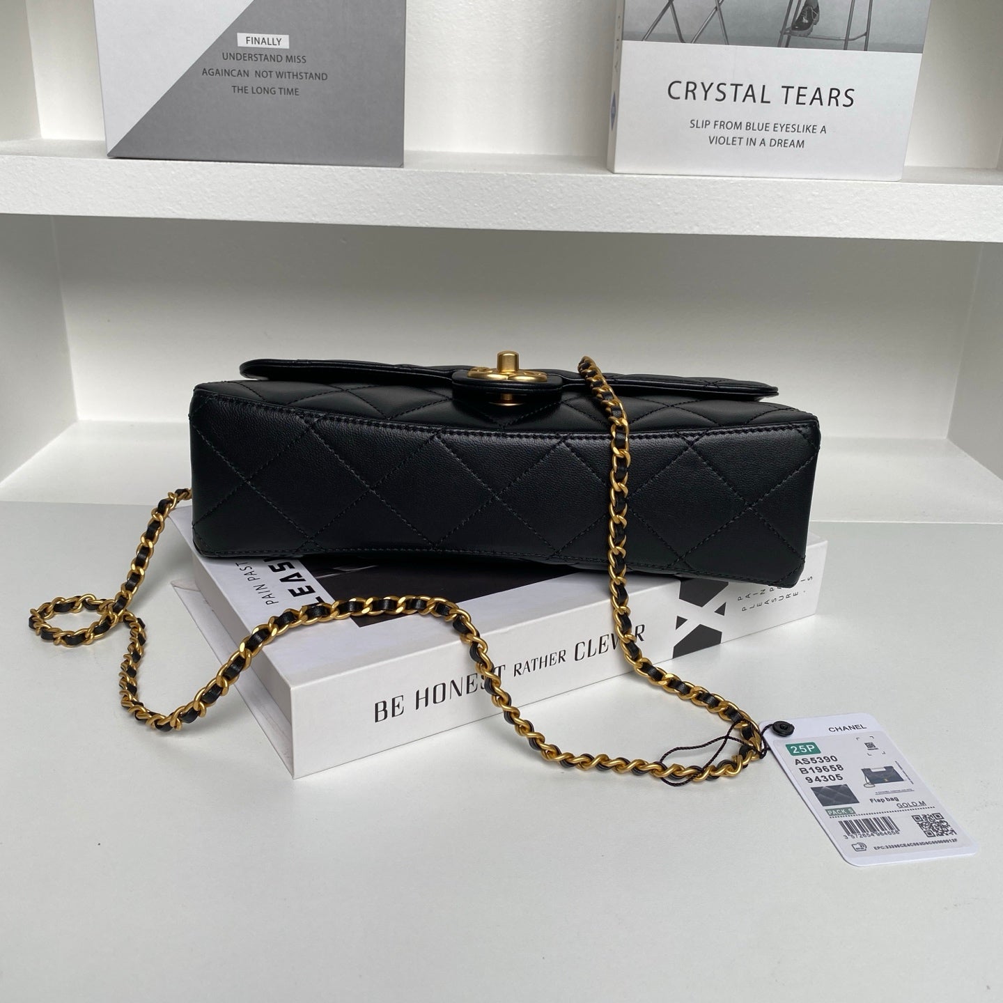 Chanel 25P Pearl Handle Shoulder Bag - Black
