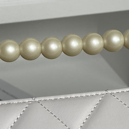 Chanel 25P Pearl Handle Shoulder Bag – White