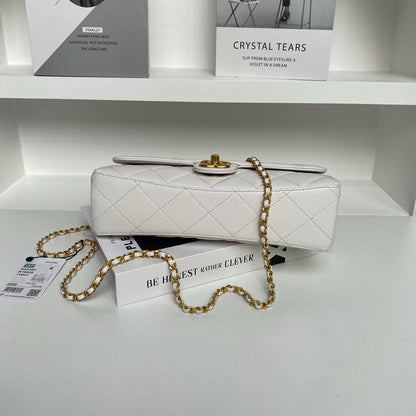 Chanel 25P Pearl Handle Shoulder Bag – White