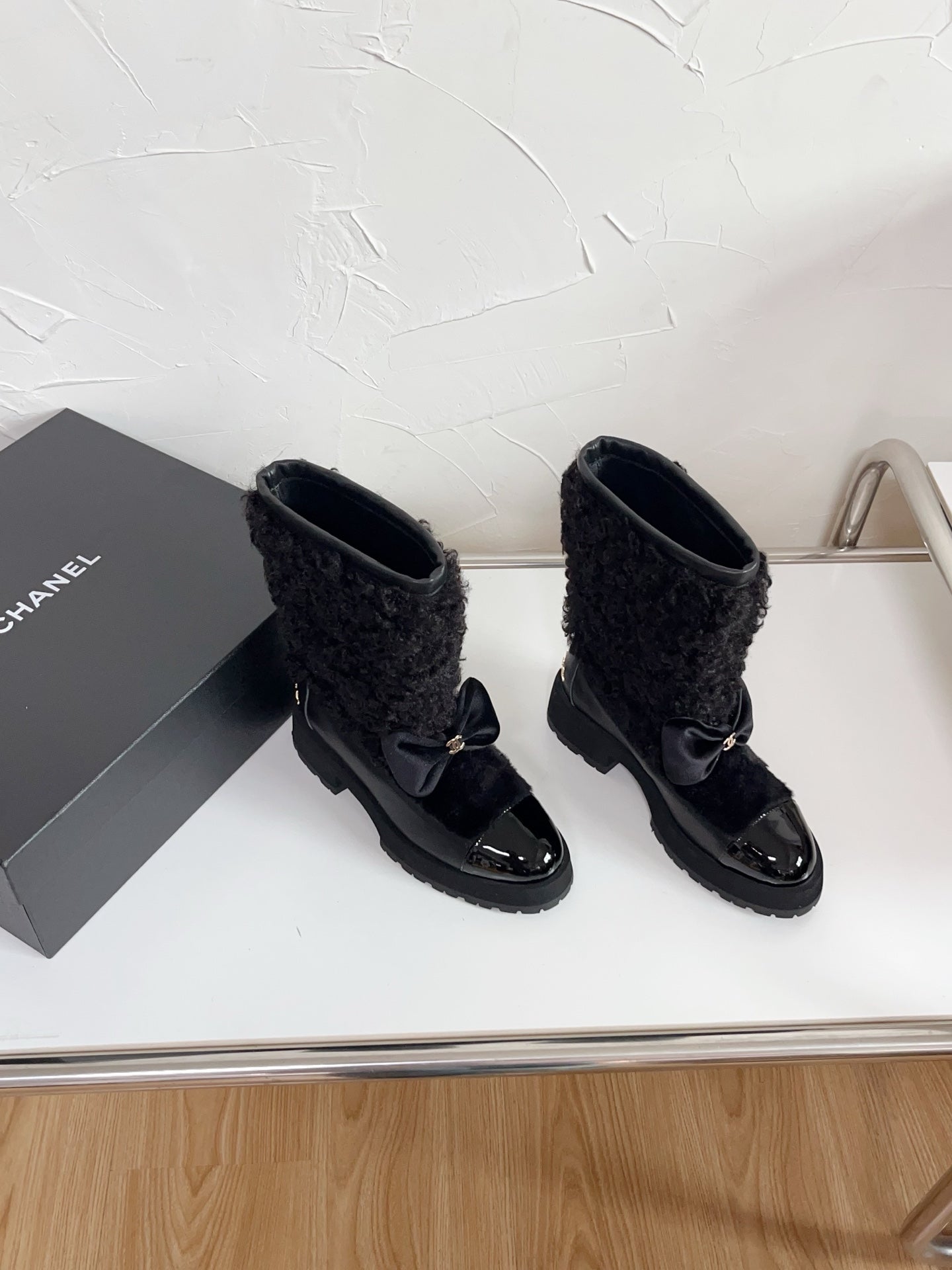 Chanel Shearling Bow Snow Boots