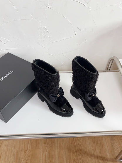 Chanel Shearling Bow Snow Boots