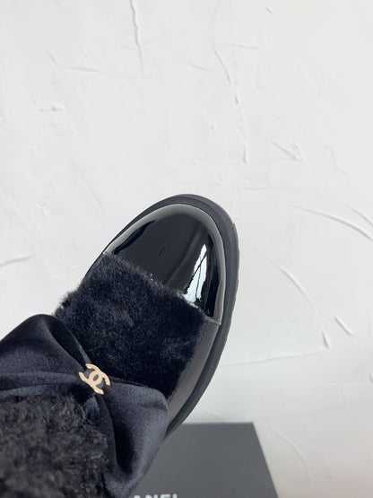 Chanel Shearling Bow Snow Boots