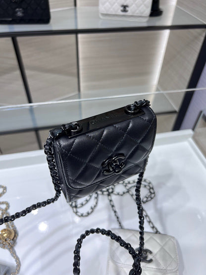 Chanel Small Trendy CC Top Handle Bag