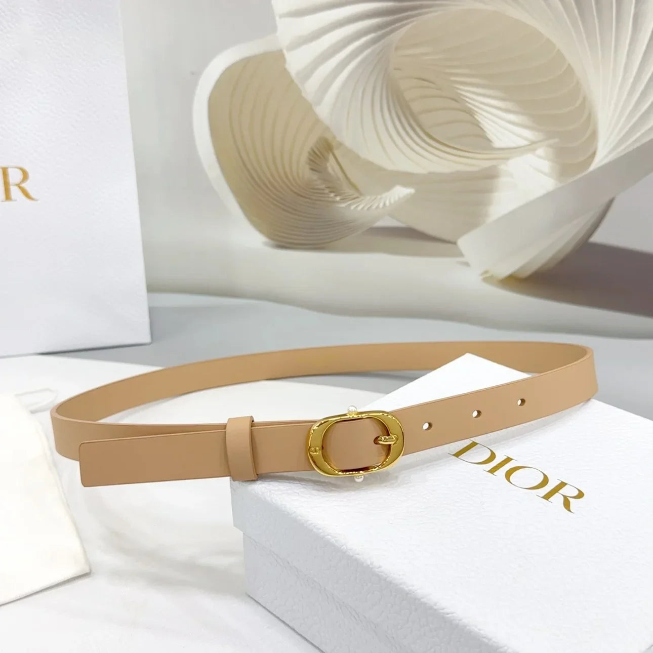 Christian Dior 30 Montaigne Reversible Belt