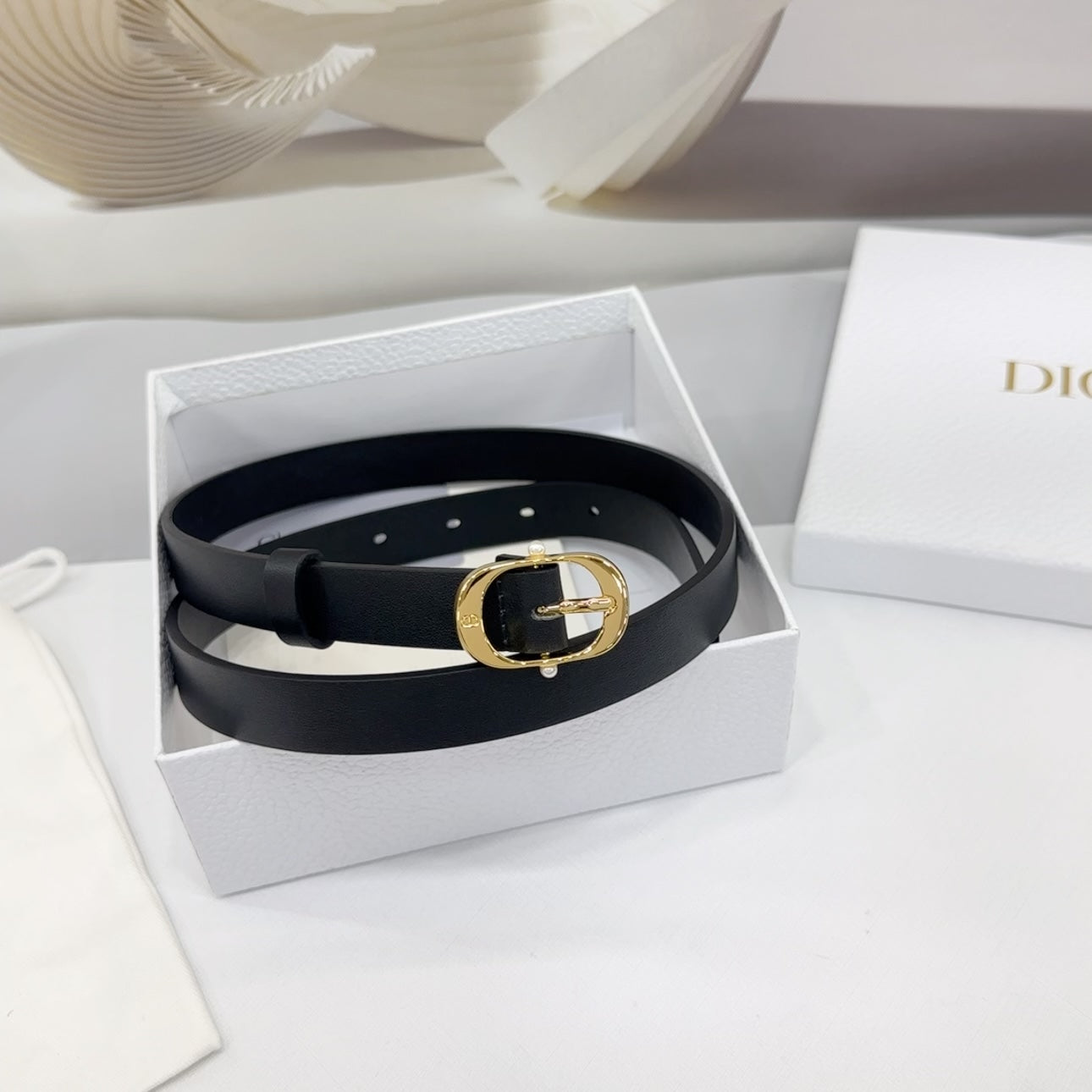 Christian Dior 30 Montaigne Reversible Belt