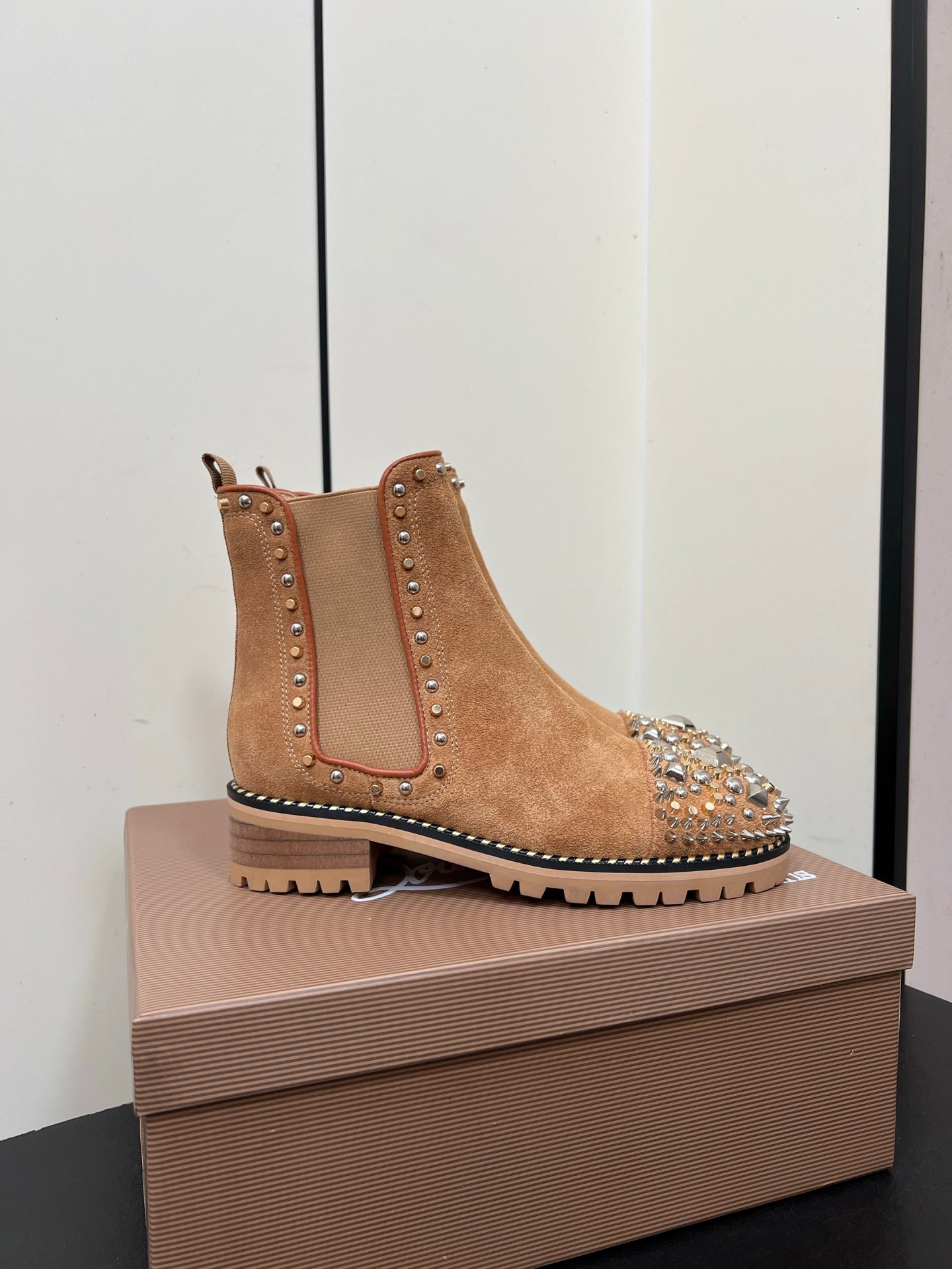 Christian Louboutin Chasse A Clou Studded Cap Toe Chelsea Booties - Suede