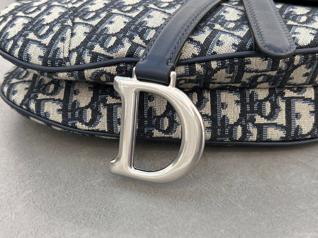Dior Saddle Bag in Dior Oblique Jacquard