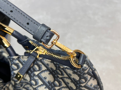 Dior Walk in Dior Bag - Oblique Jacquard
