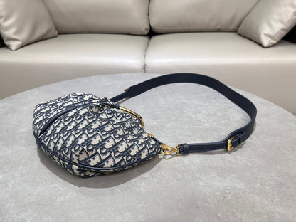 Dior Walk in Dior Bag - Oblique Jacquard