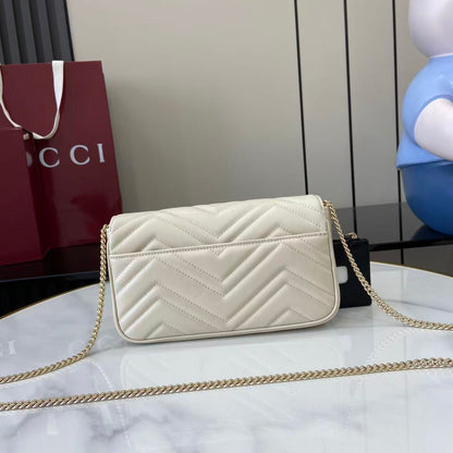 GG Marmont Mini Shoulder Bag