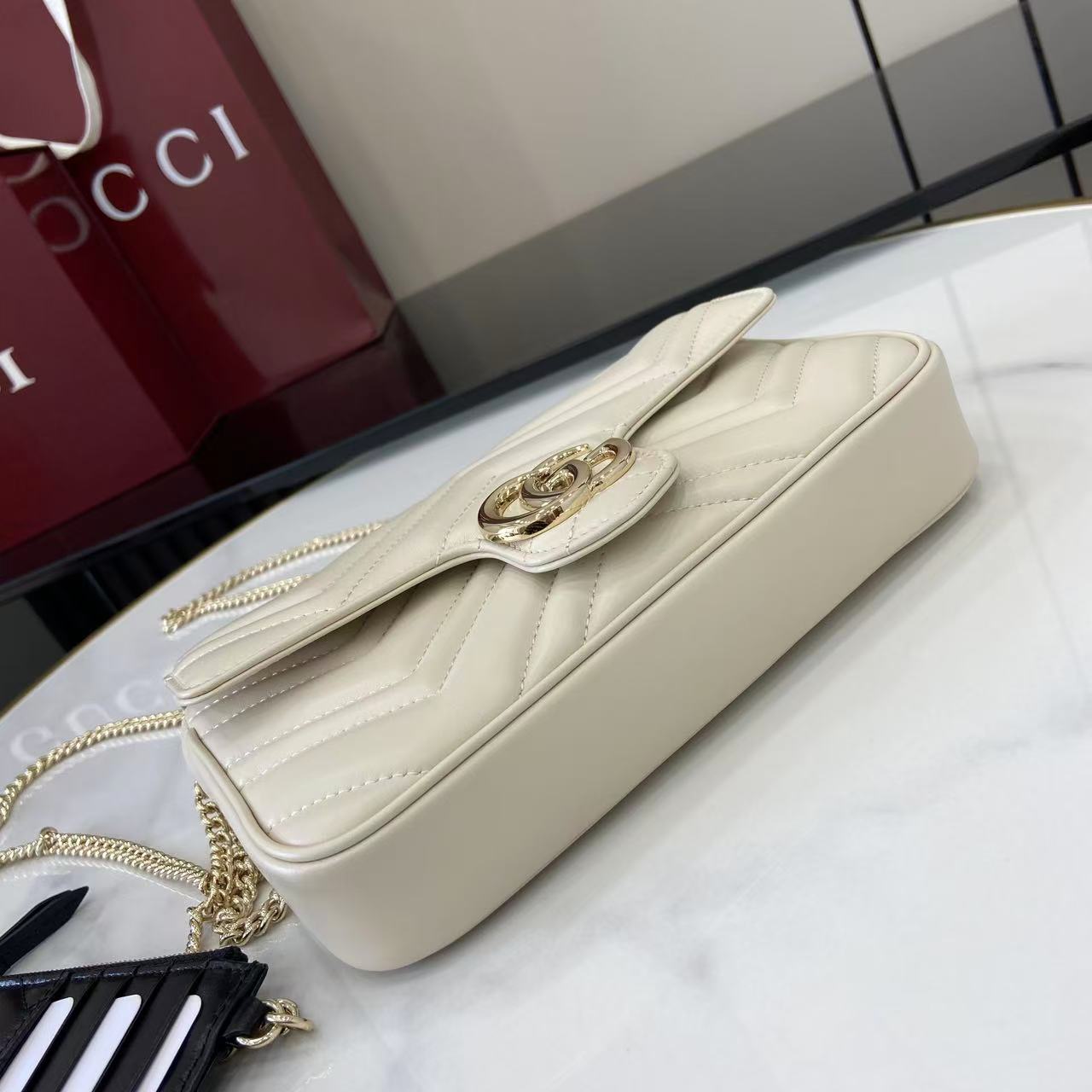 GG Marmont Mini Shoulder Bag