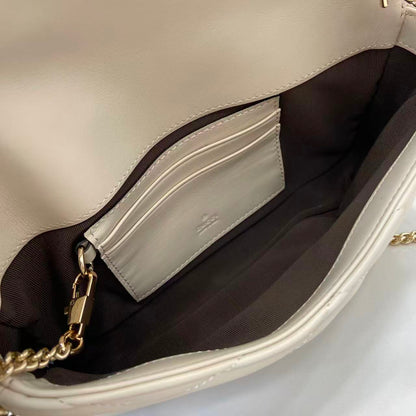 GG Marmont Mini Shoulder Bag
