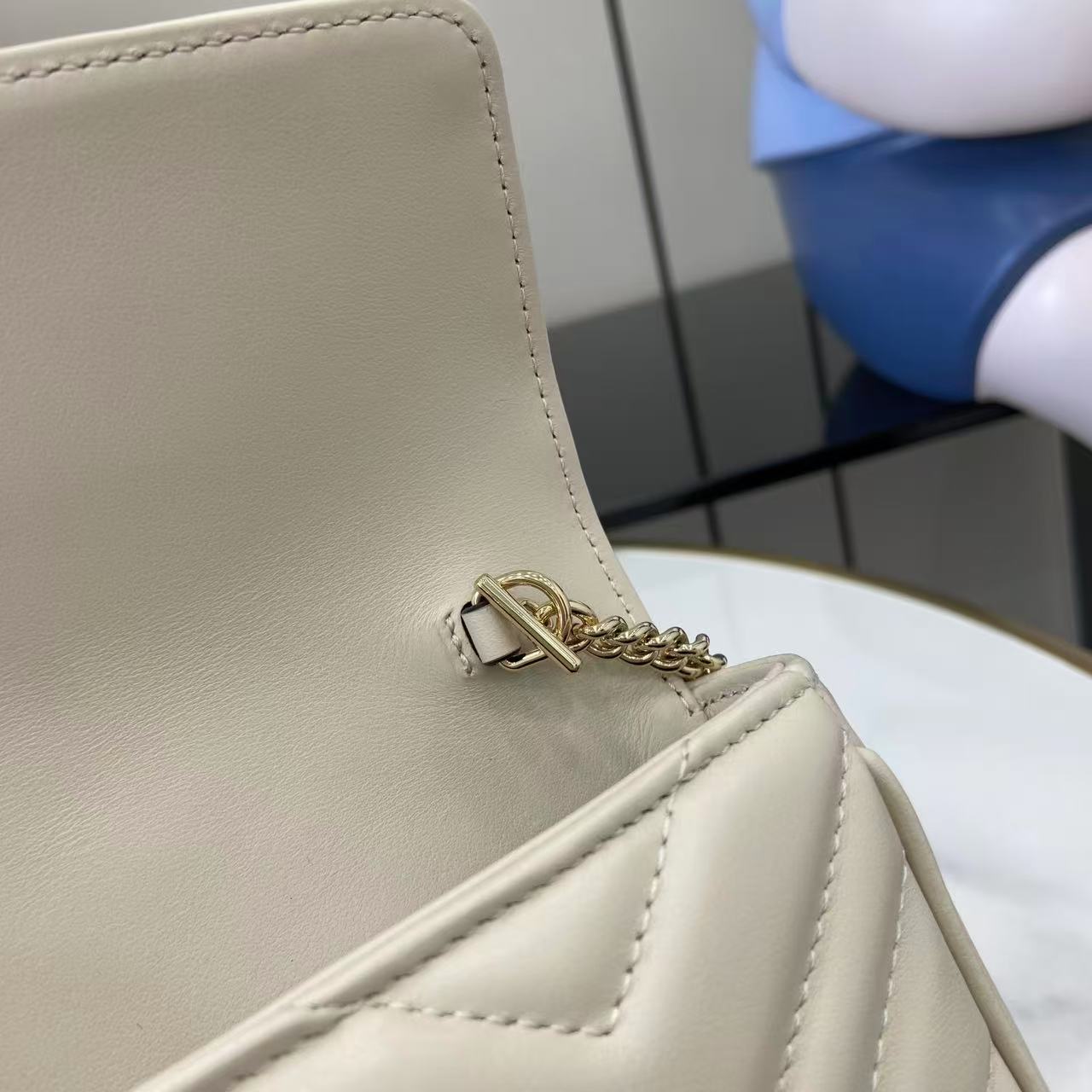 GG Marmont Mini Shoulder Bag
