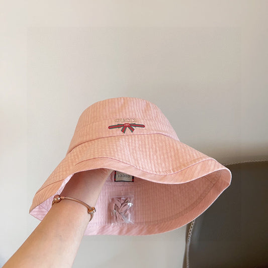 GUCCI Wide-Brimmed Bucket Hat