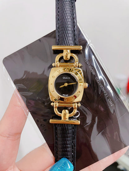 Gucci 3900 Series G-Frame Women’s Watch