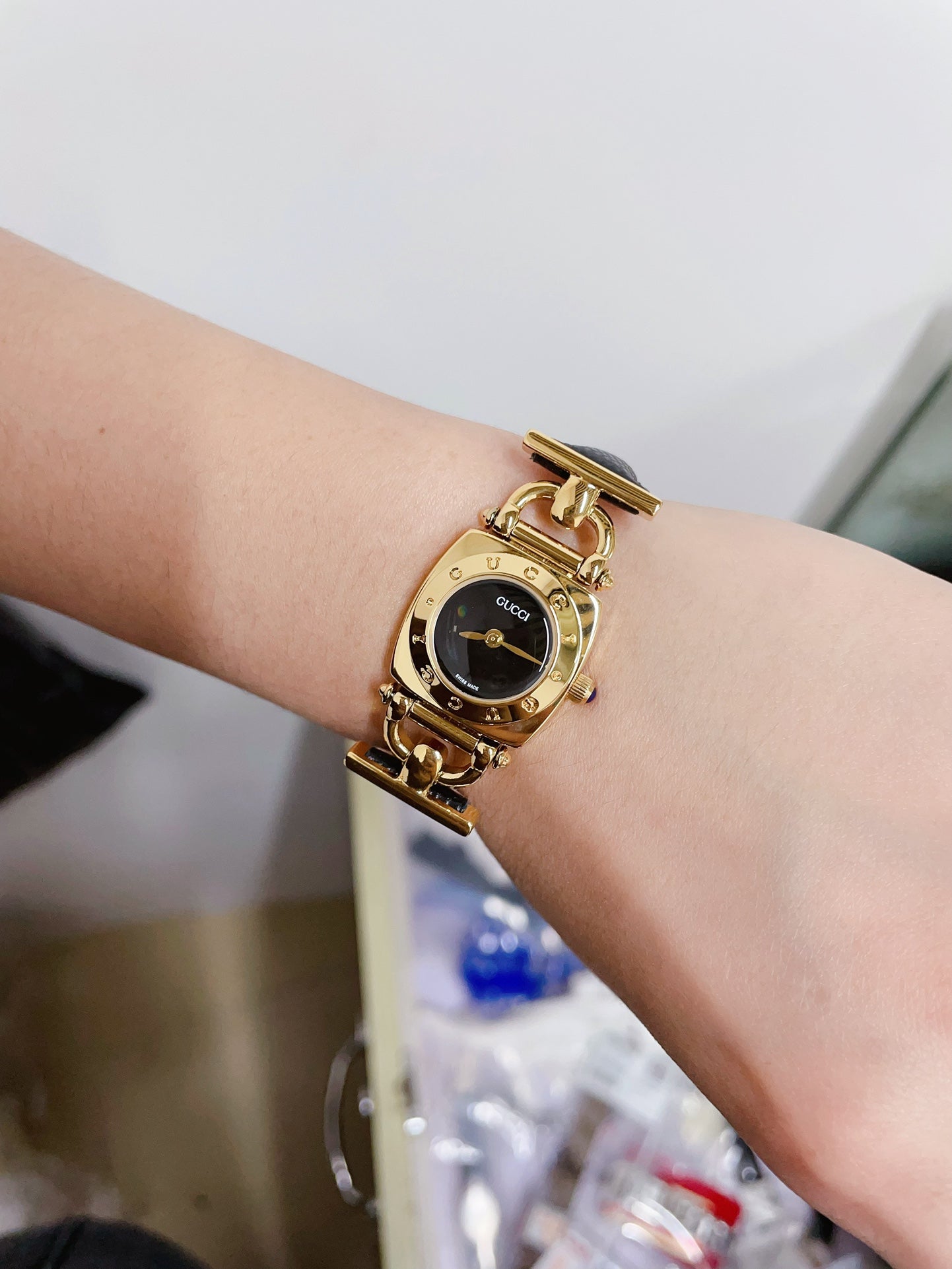 Gucci 3900 Series G-Frame Women’s Watch