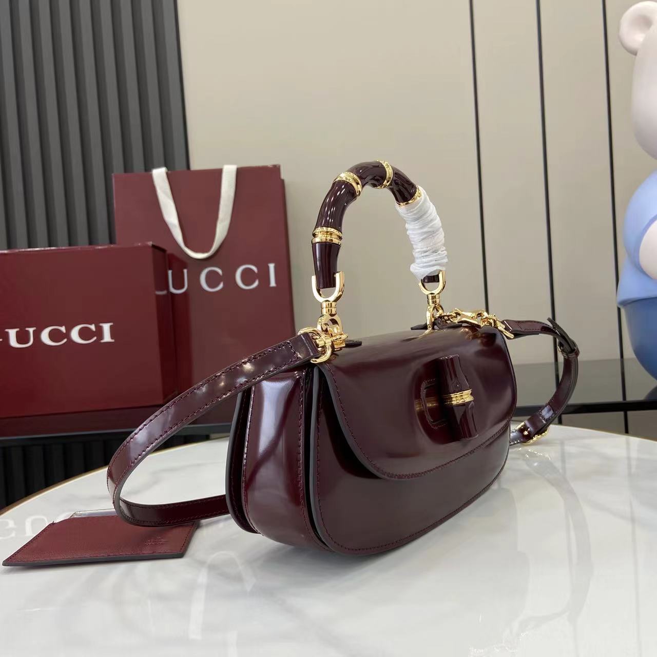 Gucci Bamboo Diva Top Handle Bag