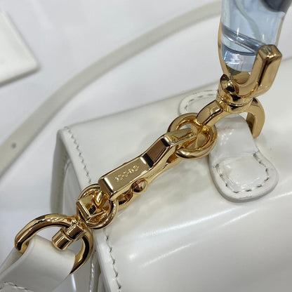 Gucci Bamboo Diva Top Handle Bag