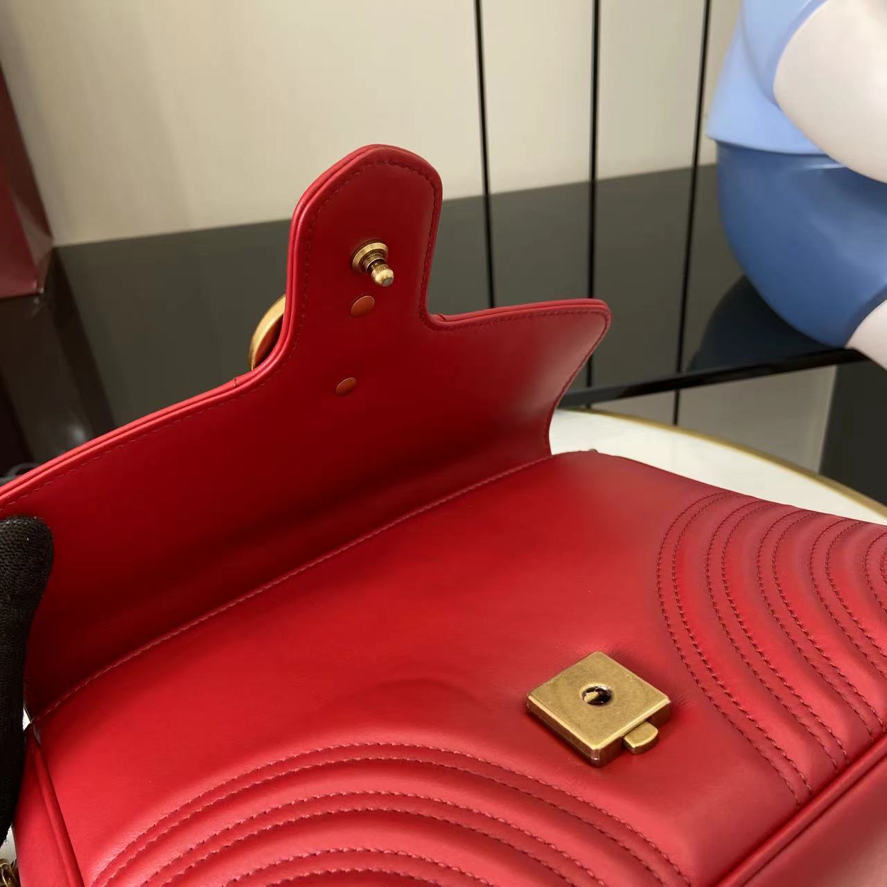 Gucci GG Marmont Medium Top Handle Bag