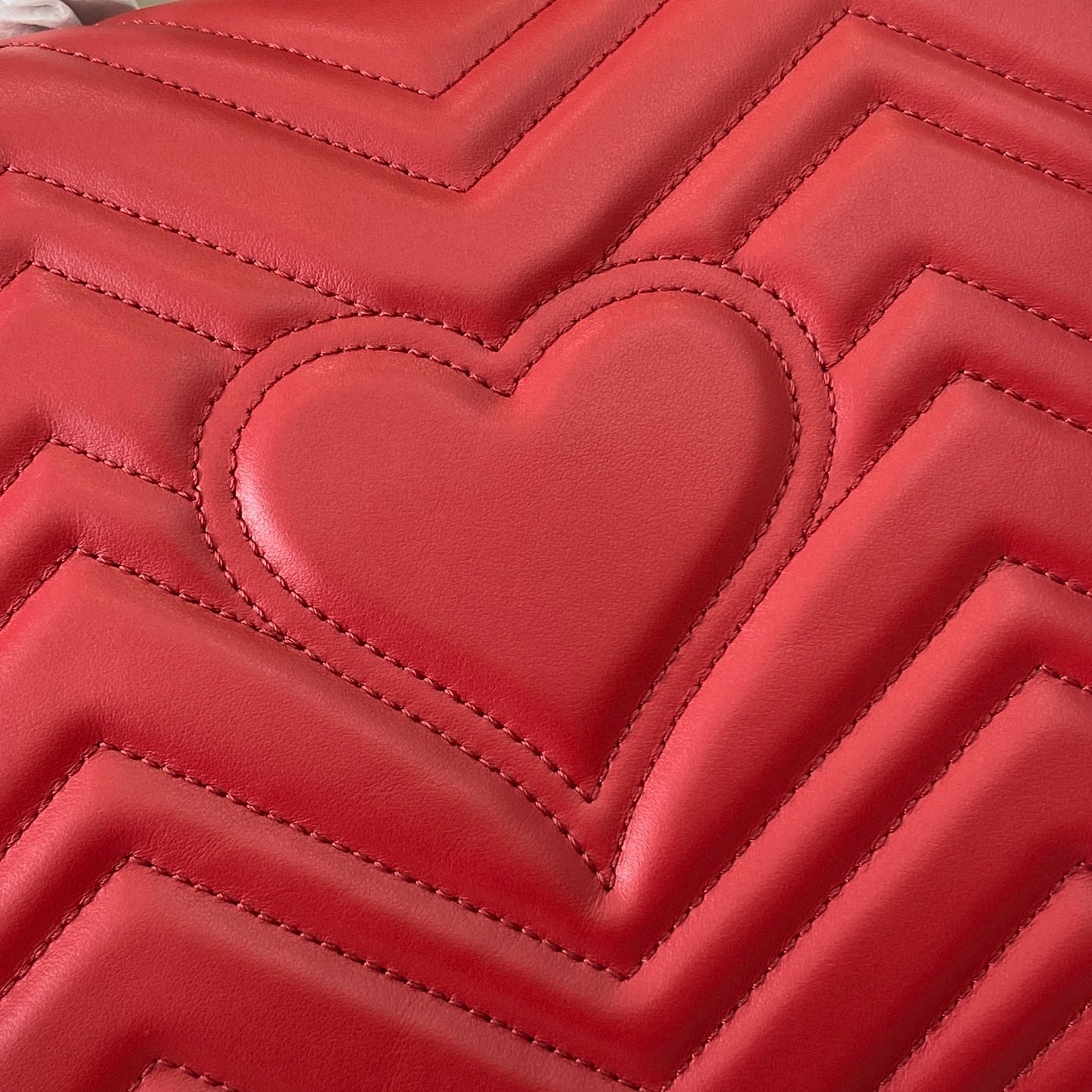 Gucci GG Marmont Medium Top Handle Bag
