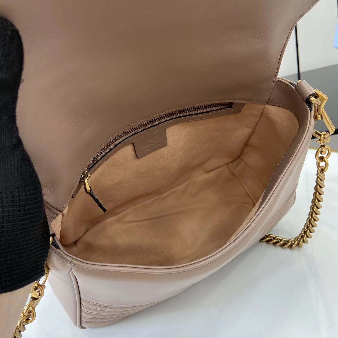Gucci GG Marmont Medium Top Handle Bag