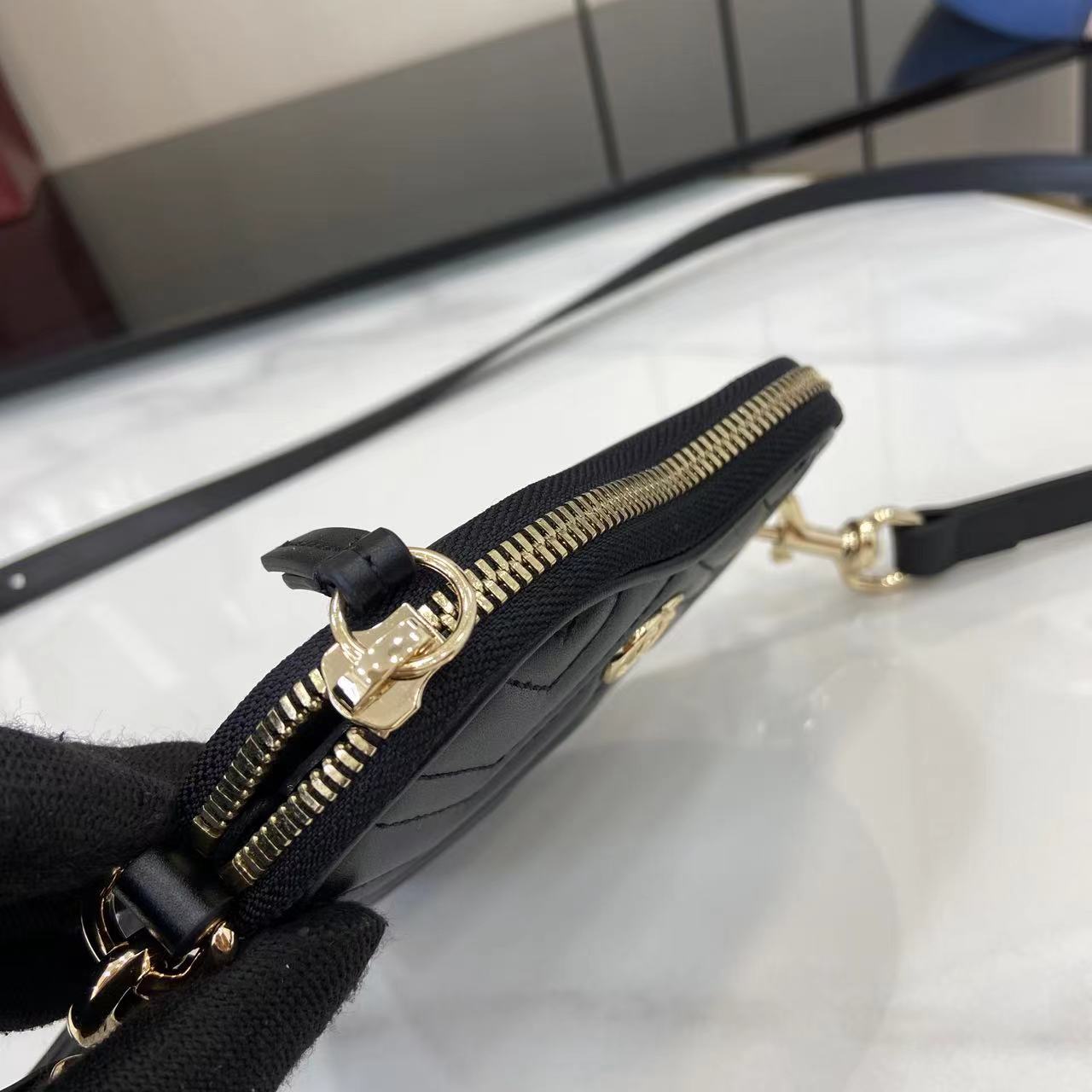 Gucci GG Marmont Mini Heart Bag