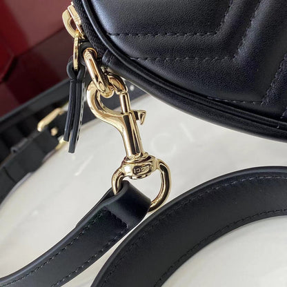 Gucci GG Marmont Mini Heart Bag