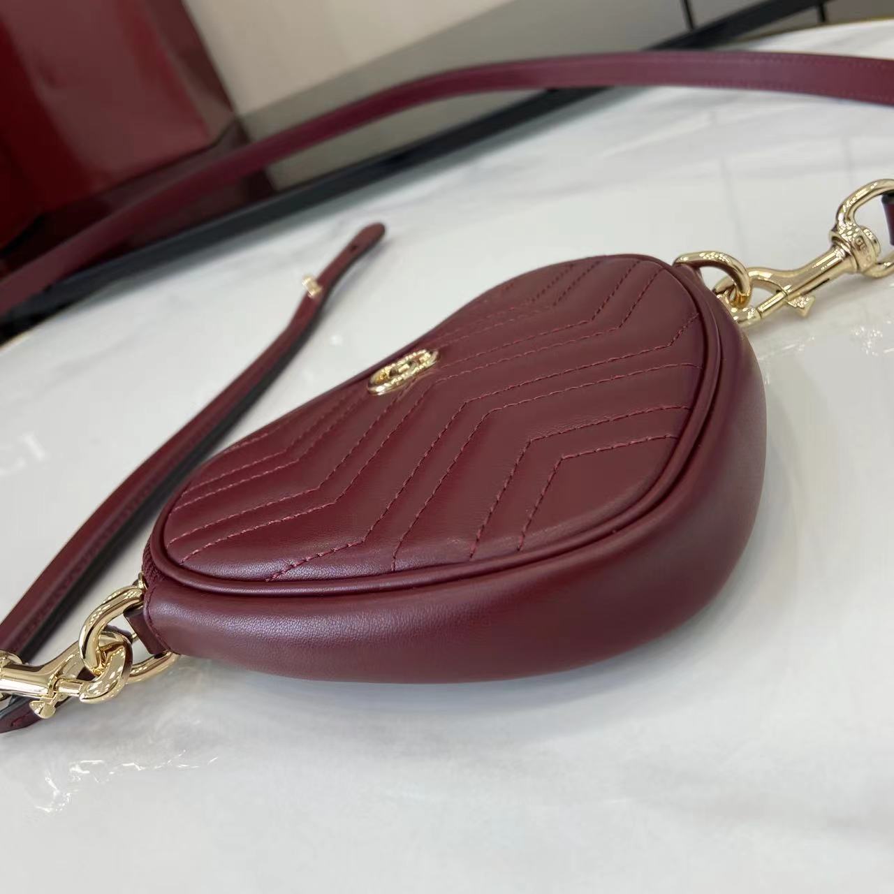 Gucci GG Marmont Mini Heart Bag
