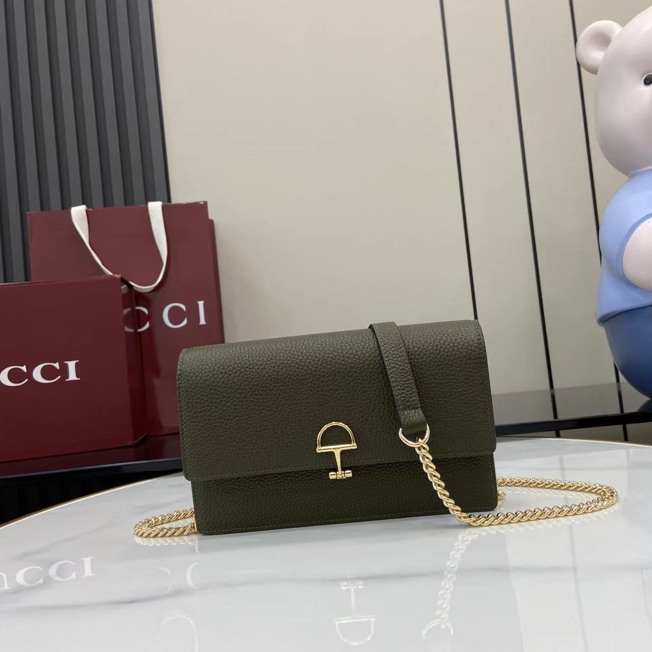 Gucci Half Horsebit Wallet On Chain