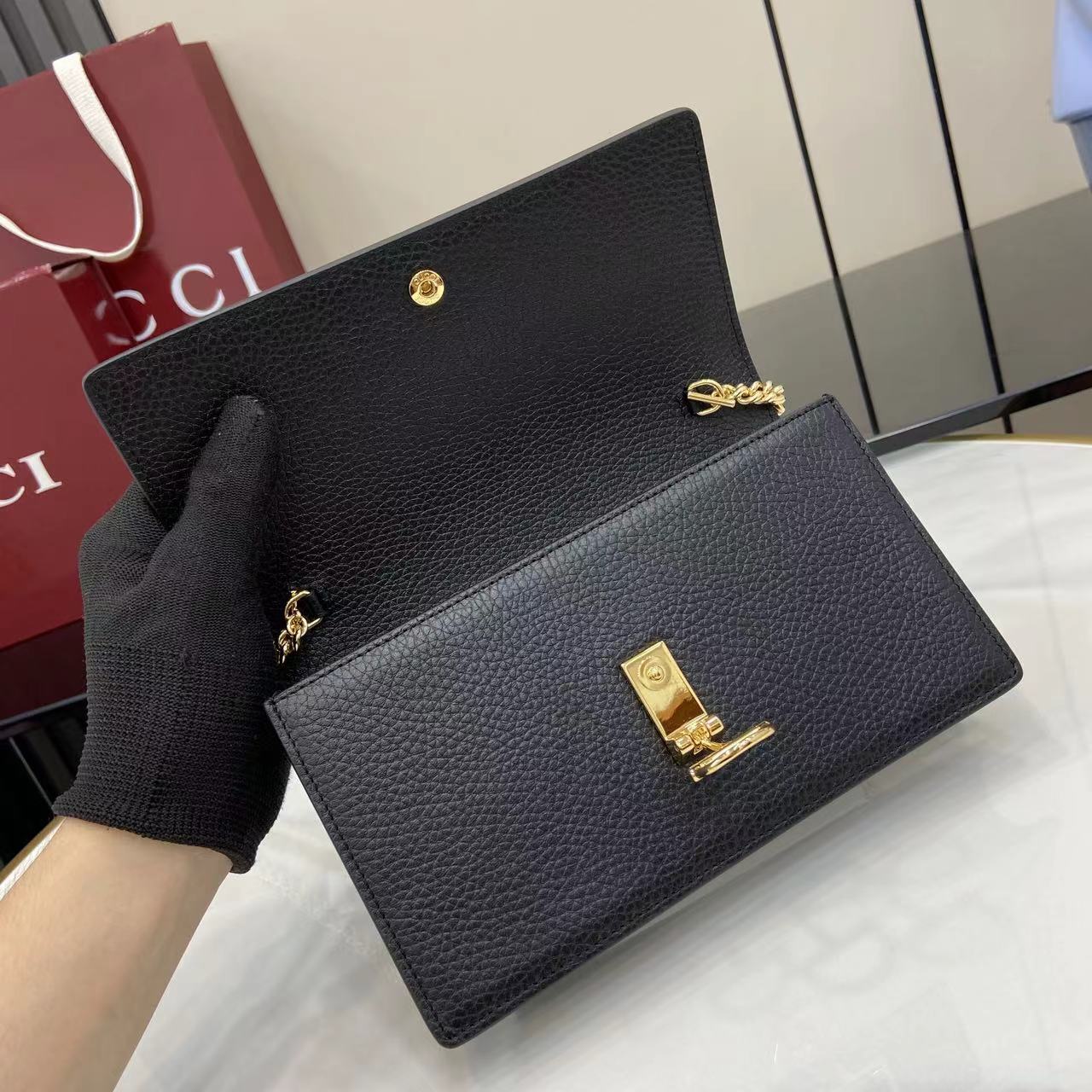 Gucci Half Horsebit Wallet On Chain