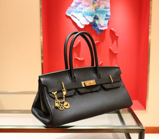 Hermès Birkin 35 – Black Clemence with Gold Charms