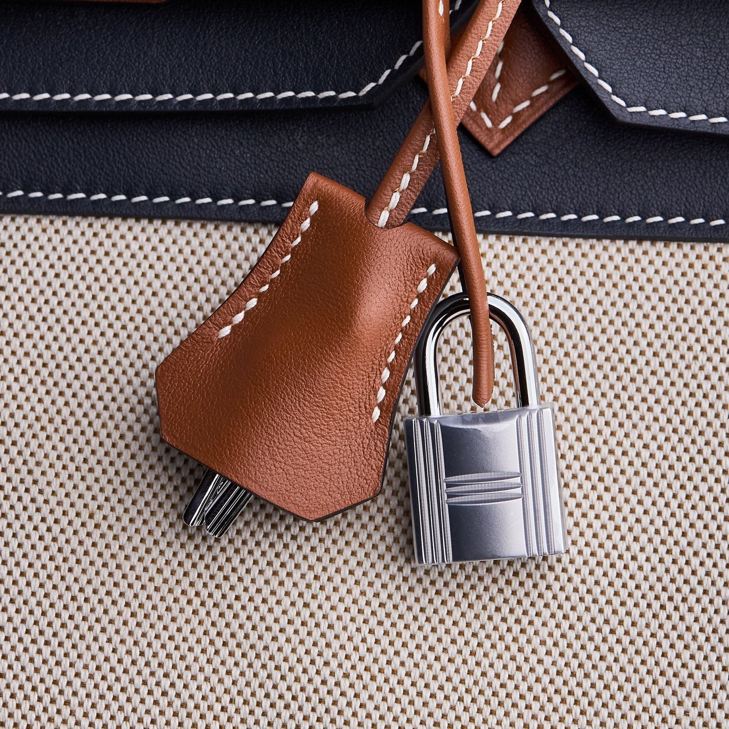 Hermès Birkin 40 – Toile & Swift Leather