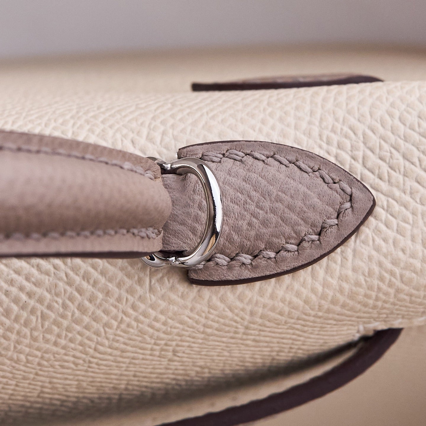 Hermès Kelly 25 Sellier – Craie & Etoupe