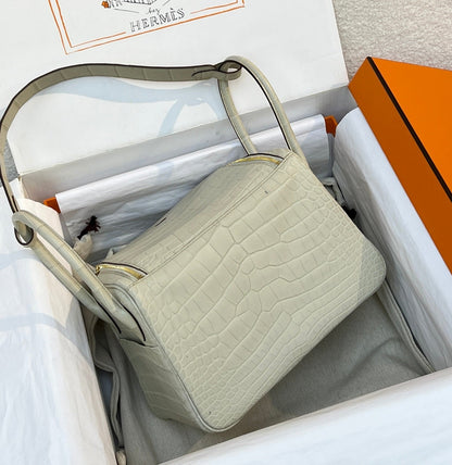 Hermès Lindy 26 – Matte Alligator