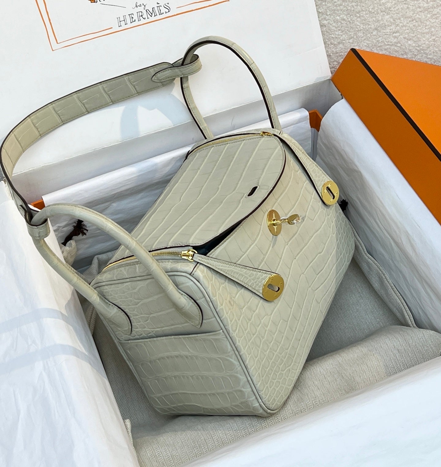 Hermès Lindy 26 – Matte Alligator