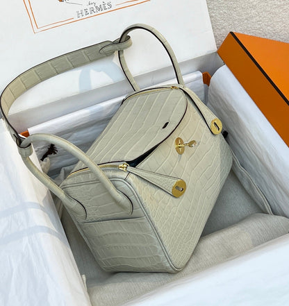 Hermès Lindy 26 – Matte Alligator