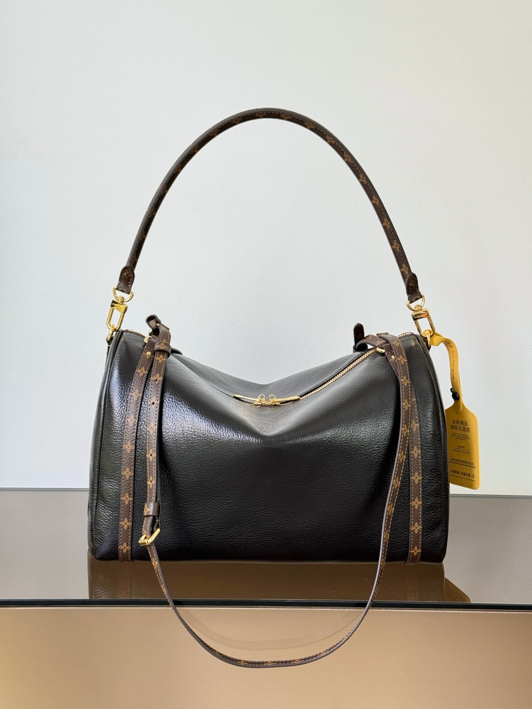 LOUIS VUITTON Express MM