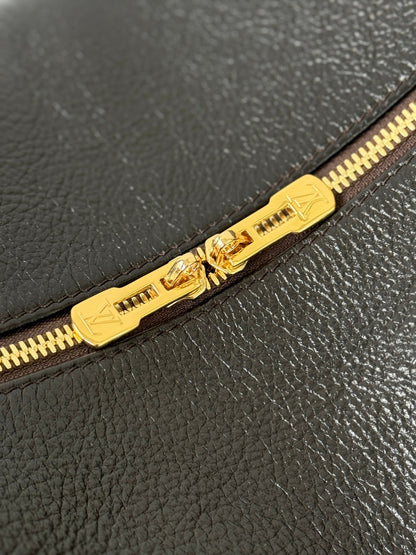 LOUIS VUITTON Express MM