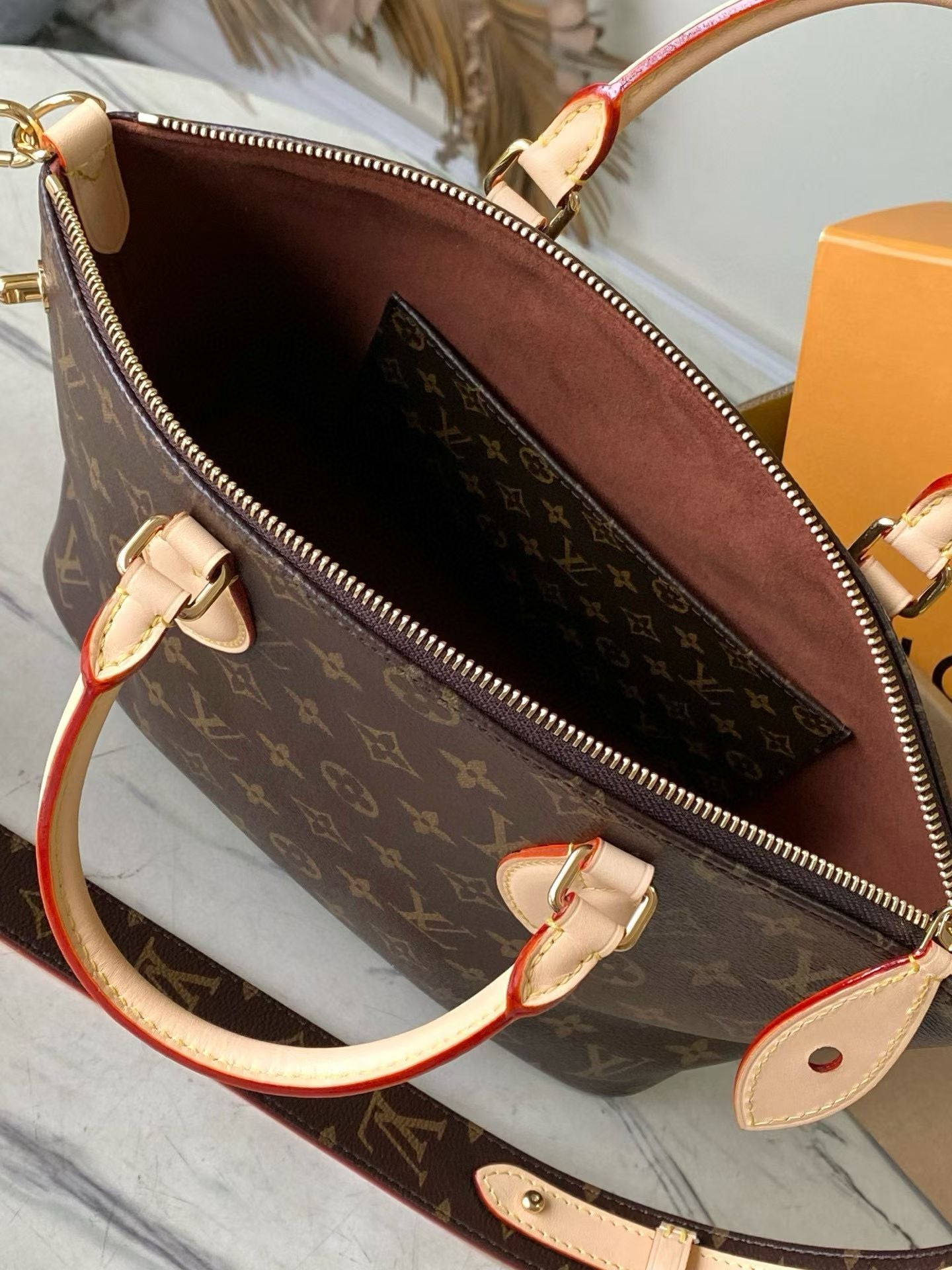 LOUIS VUITTON Neo Lockit PM
