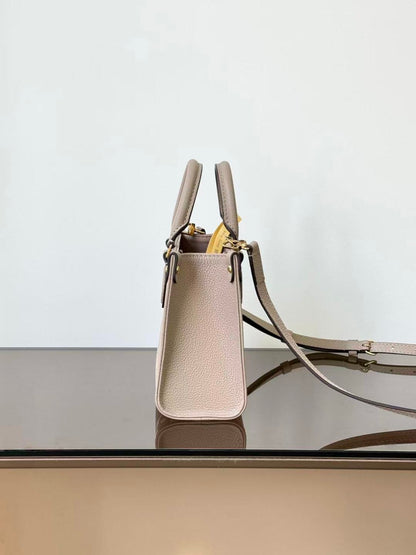 LOUIS VUITTON OnTheGo BB – Monogram Empreinte Bicolor