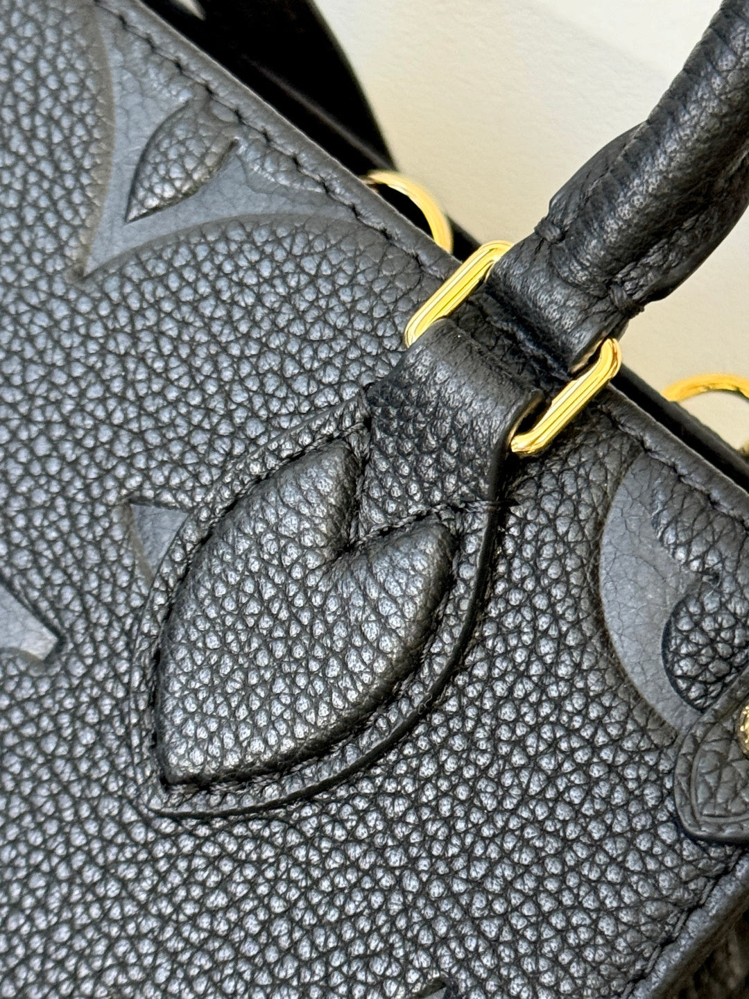 LOUIS VUITTON OnTheGo BB – Monogram Empreinte Leather Black